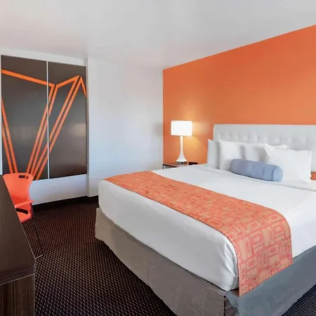 Howard Johnson By Wyndham Flagstaff
