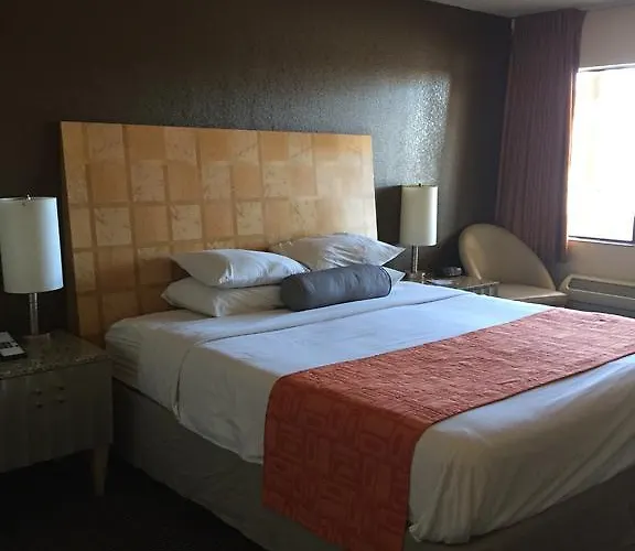 Howard Johnson By Wyndham Hotel Flagstaff