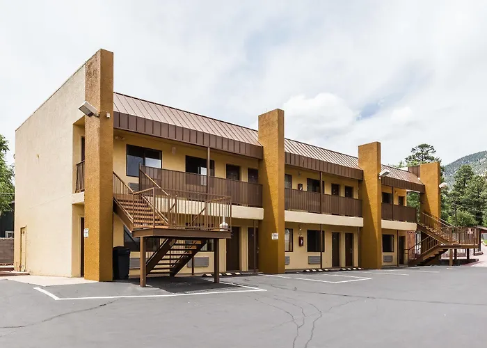 Howard Johnson By Wyndham Flagstaff