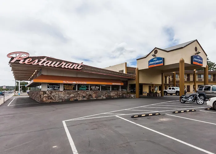 Hotel Howard Johnson By Wyndham 2*